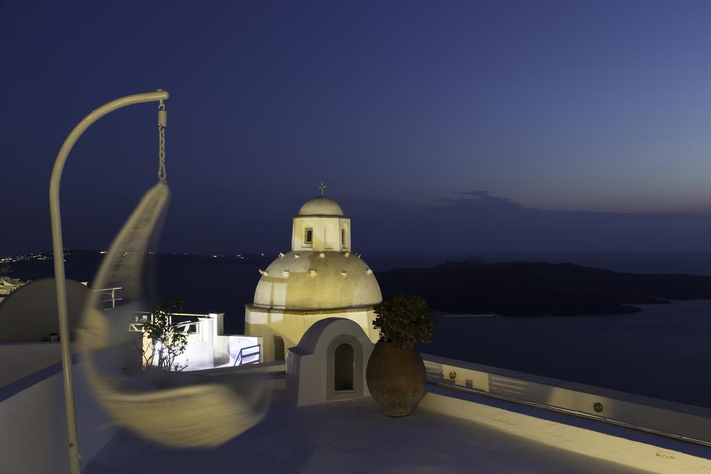 Trieris Villa & Suites Fira  Rom bilde