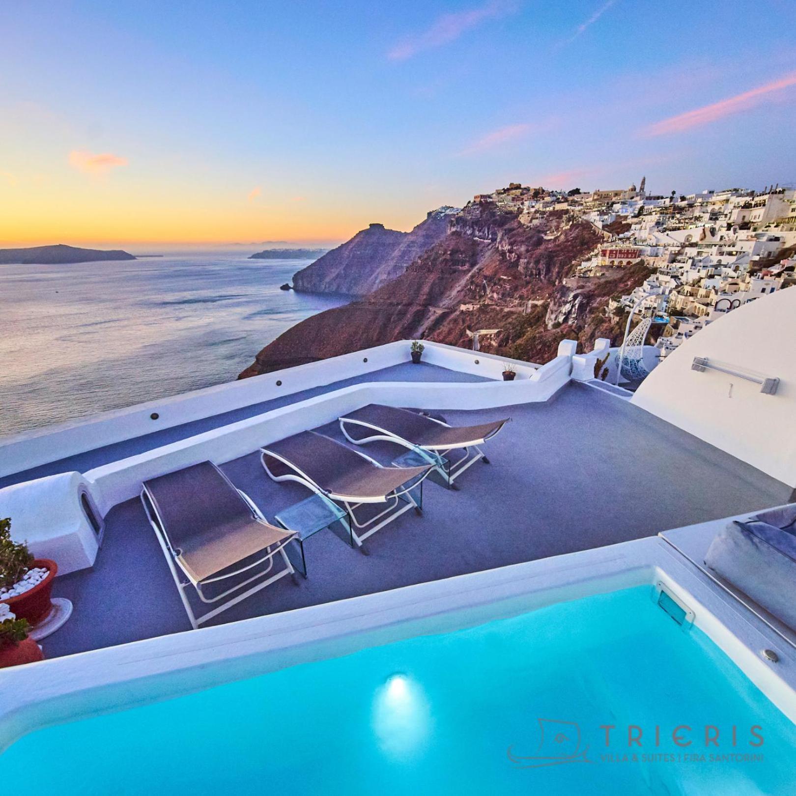 Trieris Villa & Suites Fira  Eksteriør bilde